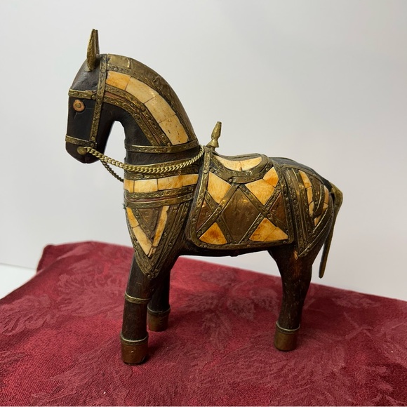 Vintage  Hand Carved Wooden Armored Horse Hammered Brass Marble Inlay equestrian - Picture 1 of 11